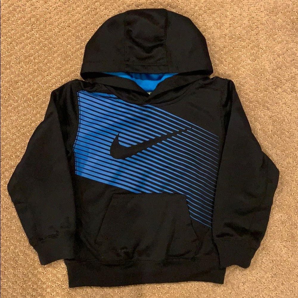 Boys Nike sweatshirt size 4